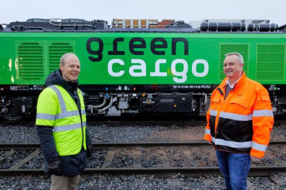 Från vänster: Oskar Stenstrøm, Godsdirektör på Bane NOR & Bengt Fors VD Green Cargo Norge.