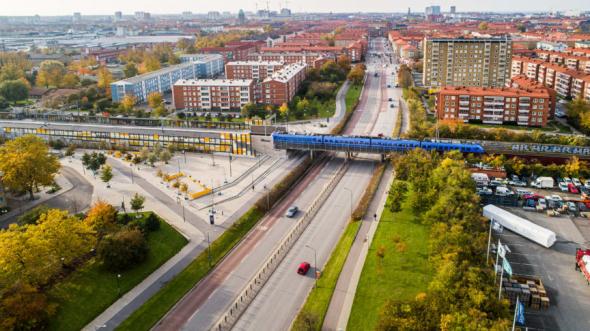Rosengårds station med Pågatåg på Kontinentalbanan.